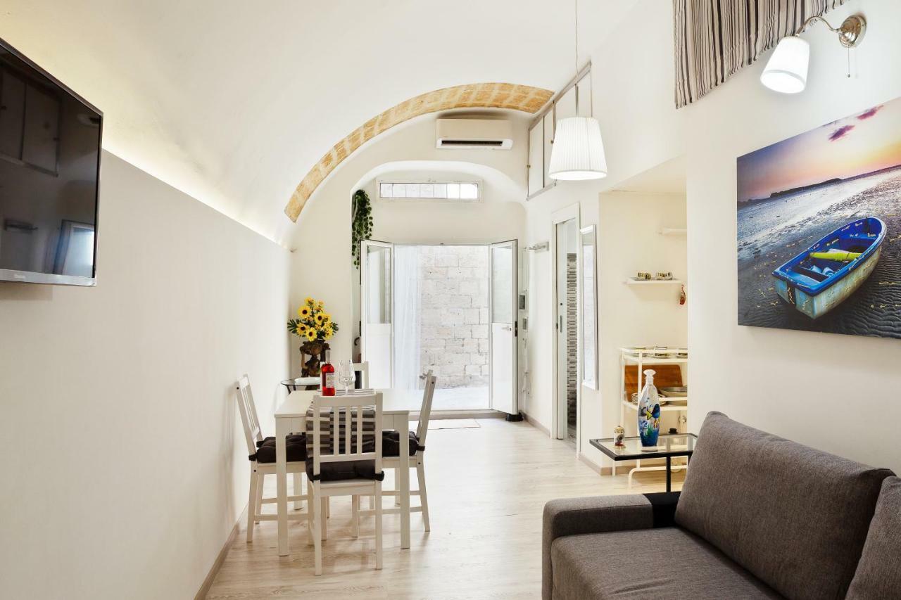 San Nicola Casa Clemente Apartment Bari Luaran gambar